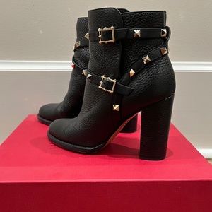 Valentino Rockstud booties